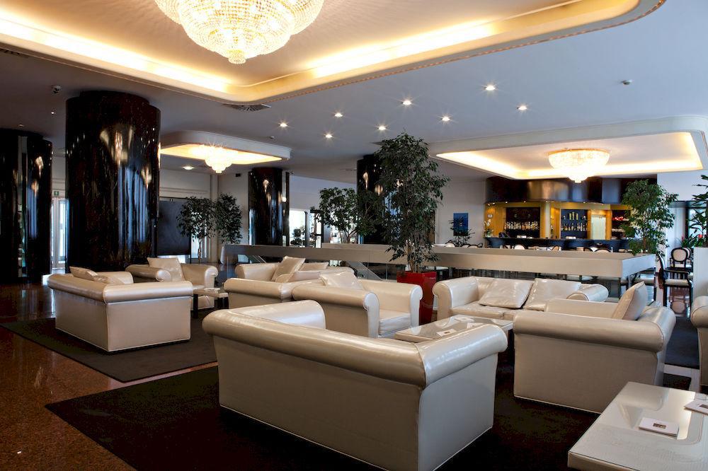 Atahotel Executive Милано Ресторант снимка