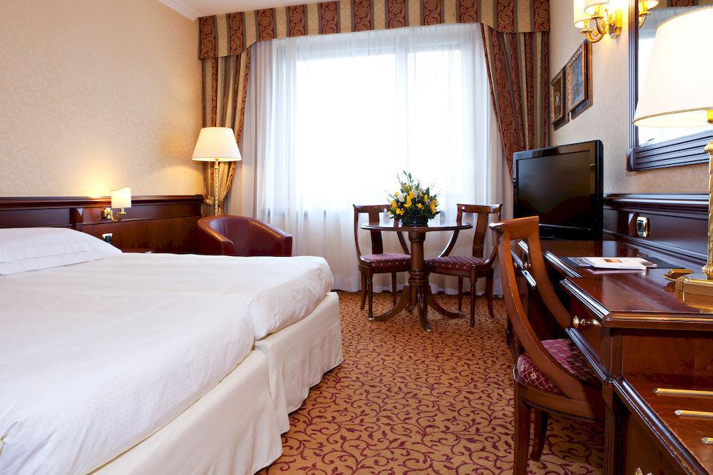 Atahotel Executive Милано Екстериор снимка
