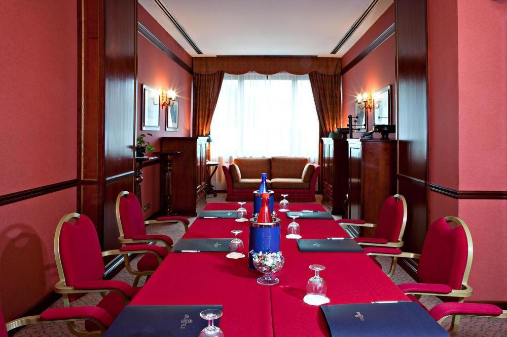 Atahotel Executive Милано Екстериор снимка