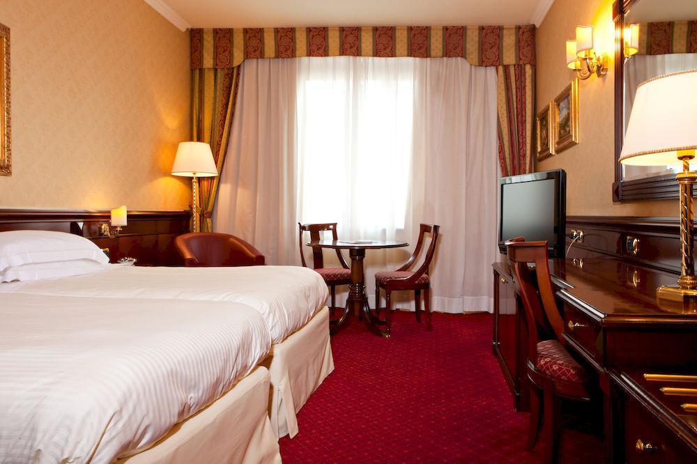 Atahotel Executive Милано Екстериор снимка