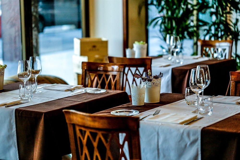 Atahotel Executive Милано Екстериор снимка