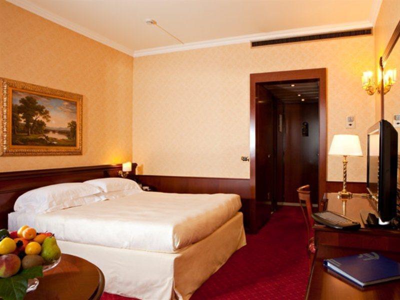 Atahotel Executive Милано Екстериор снимка