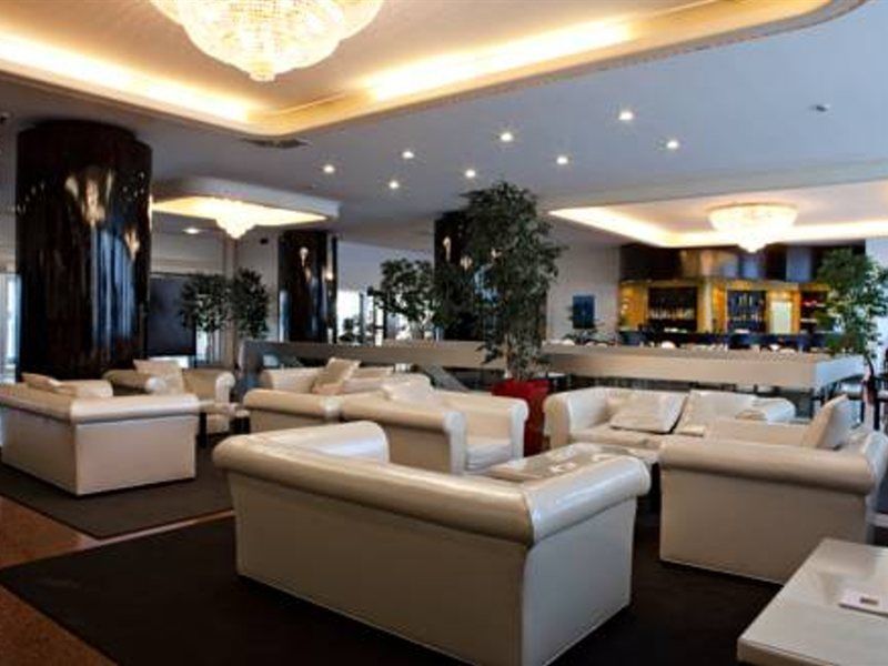 Atahotel Executive Милано Екстериор снимка